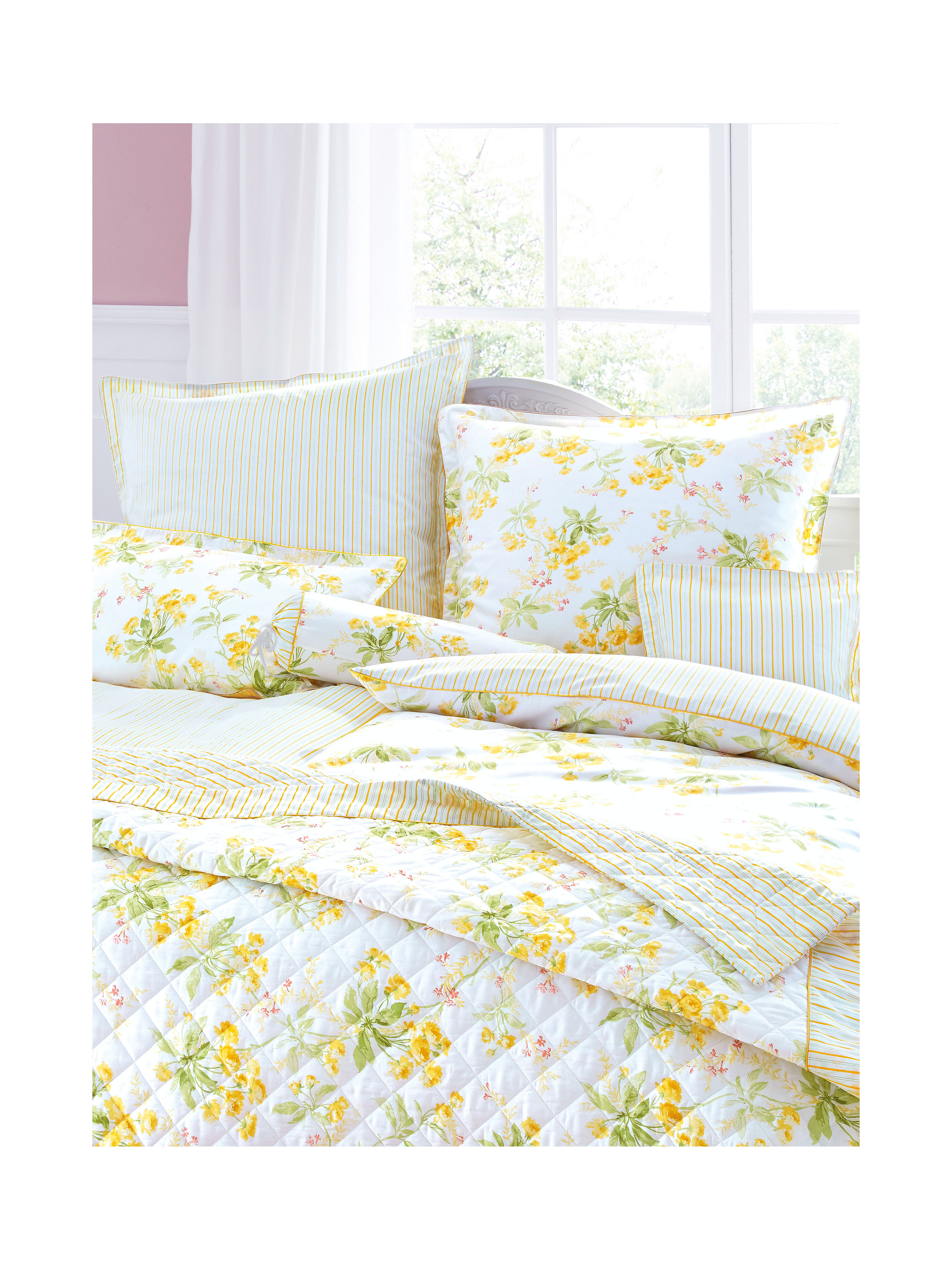 Dekbedovertrek Ca 135X200Cm Sloop Ca 80X80Cm Van Laura Ashley Multicolour laura ashley kopen in de aanbieding Dekbedovertrek Ca 135X200Cm Sloop Ca 80X80Cm Van Laura Ashley Multicolour laura ashley kopen in de aanbieding