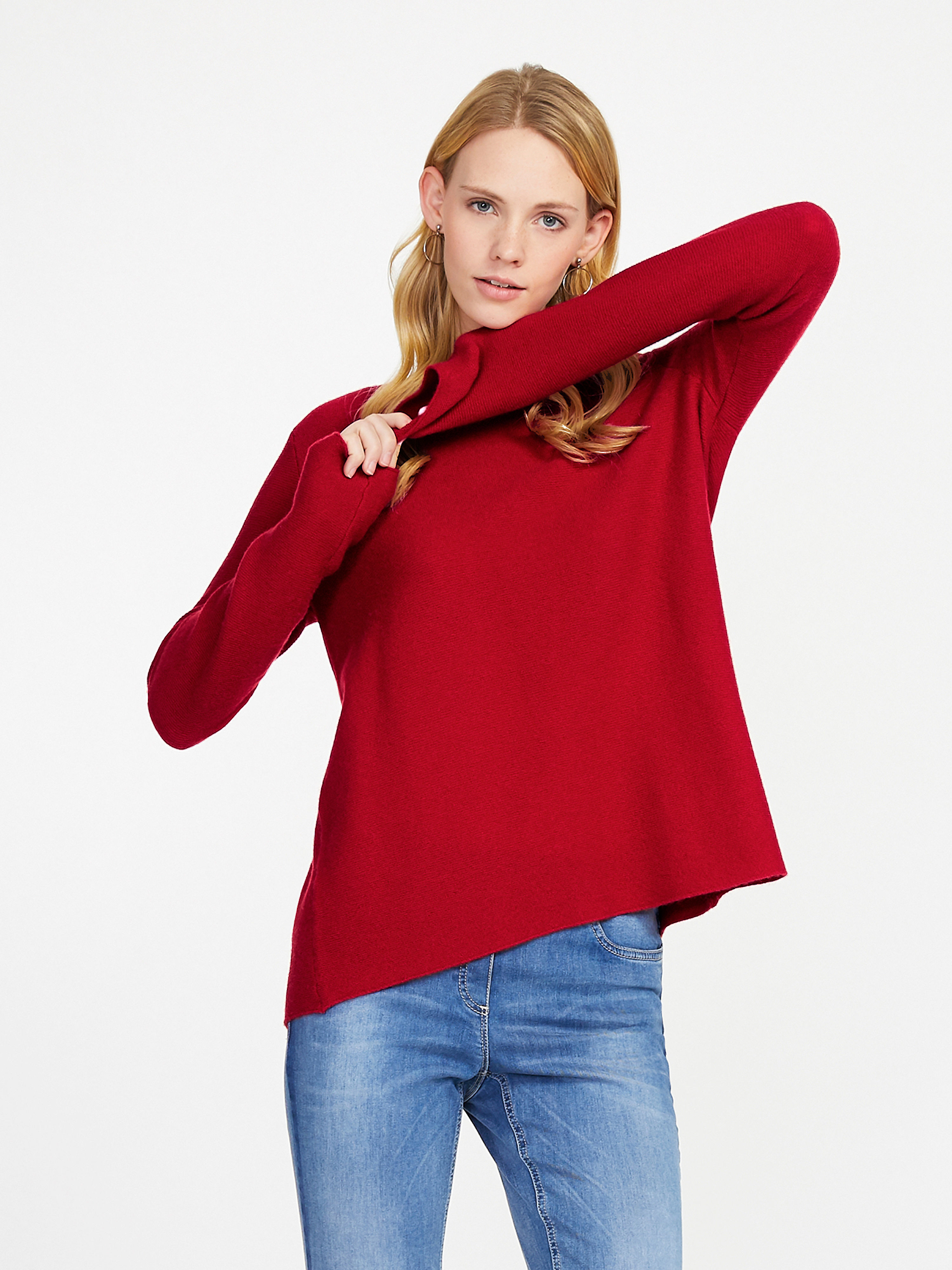 include - Round neck jumper in 100% cashmere - cherry red